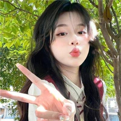 女孩的夏日秘密